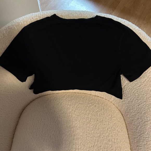 Sarah’s day X WhiteFox black workout crop top - Picture 3 of 3